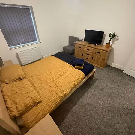 דירה 2 Bedroom Serviced In - 4 Loftus